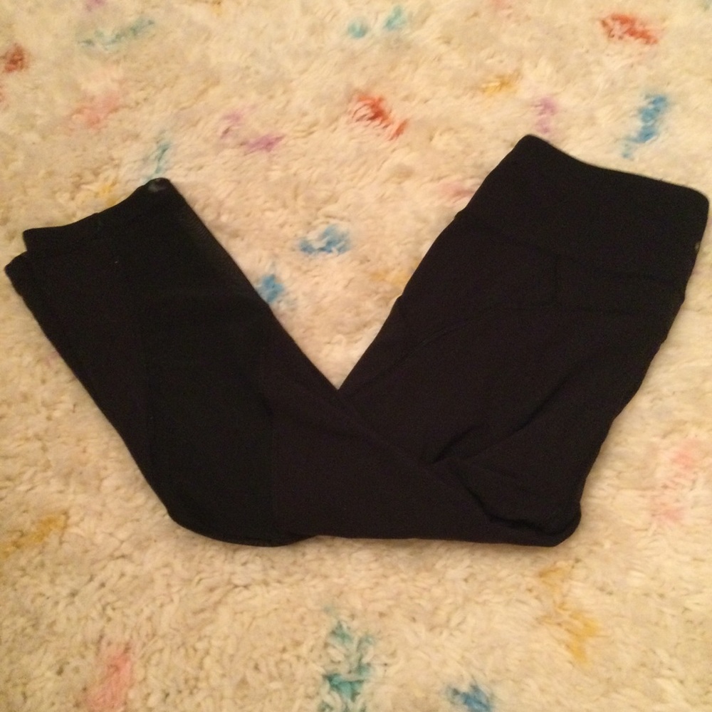 Swoon Black Leggings